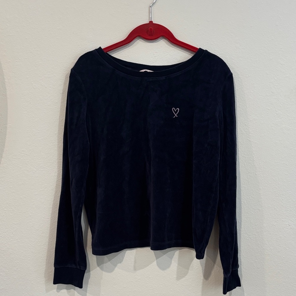 Victoria’s Secret Velvet Long Sleeve Shirt. Size small
